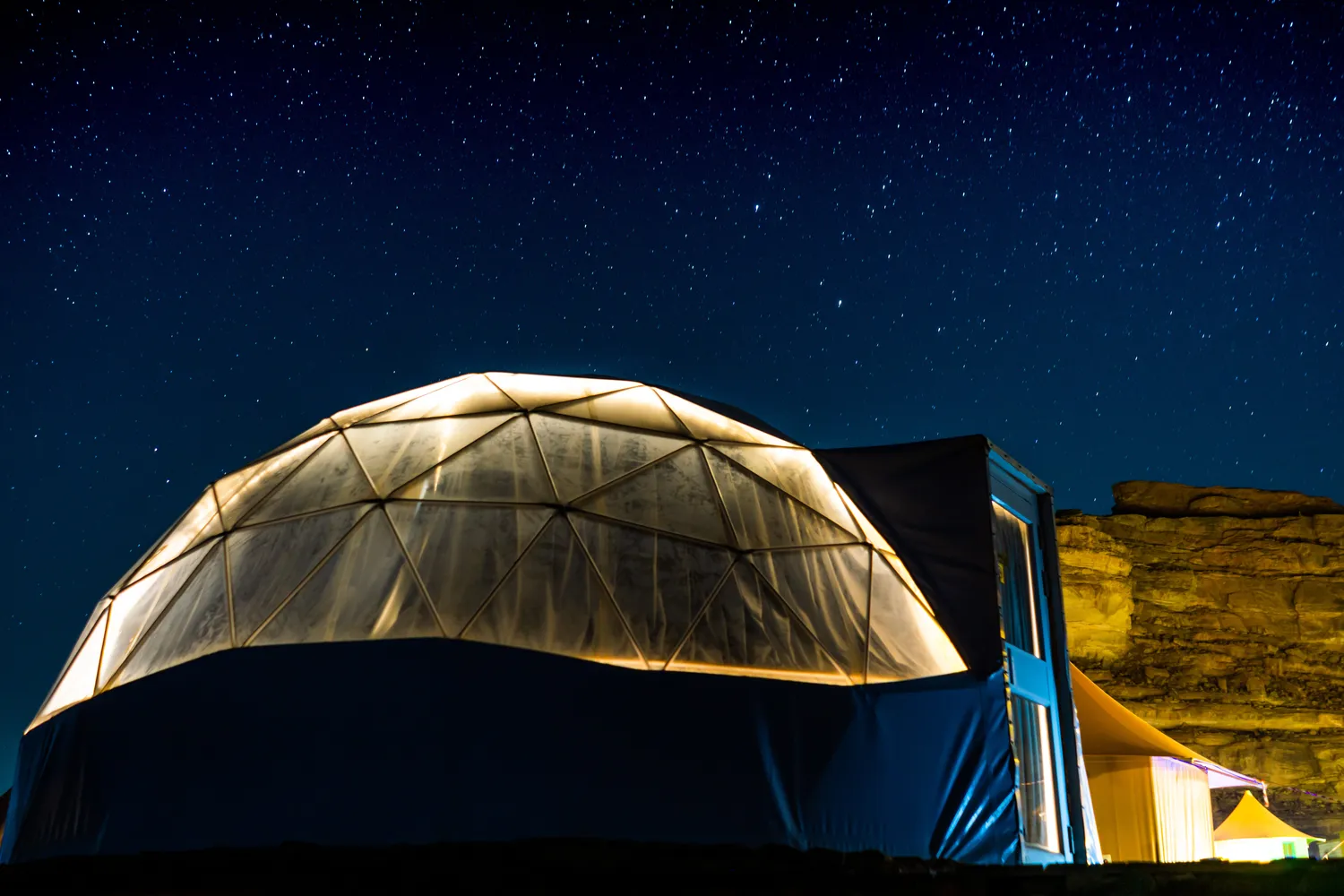 glamping-co-oznacza-3