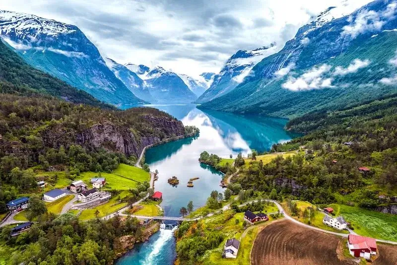 Fiordy Norwegia kiedy najlepiej jechać?