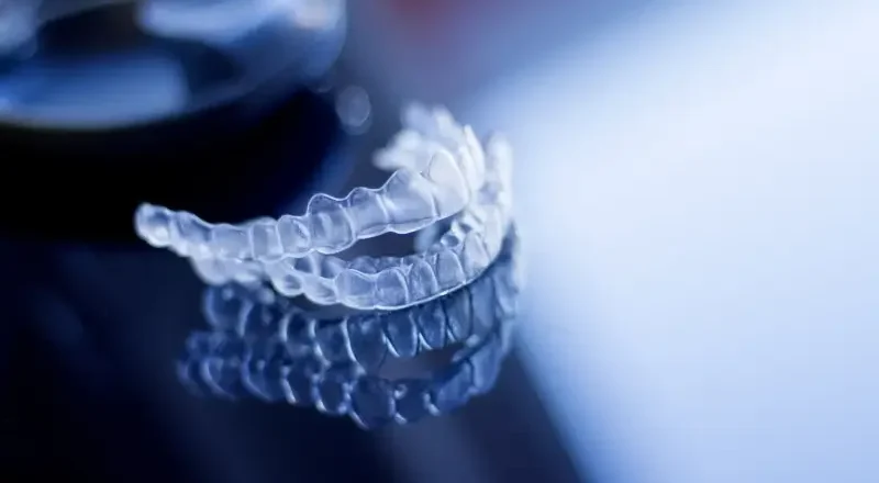Po jakim czasie efekty Invisalign?